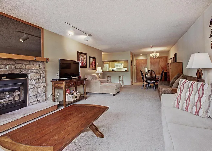 Vs549 Village Square Apartment