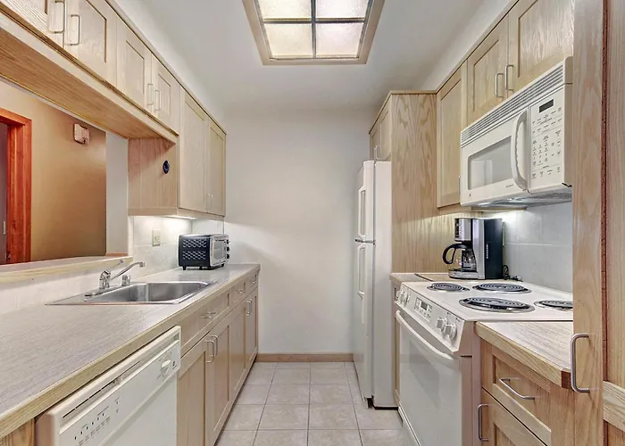 Vs549 Village Square Apartment